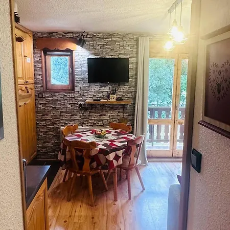 4 Pers, Balcon, - Fr-1-263-620 * Valloire